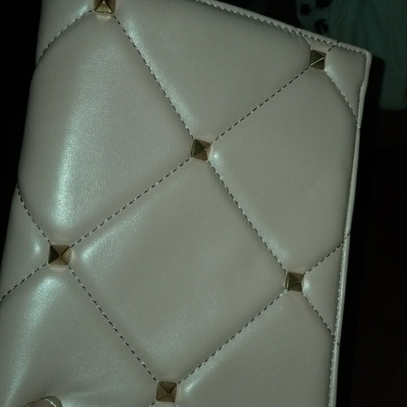 Handbag - Picture 5 of 5